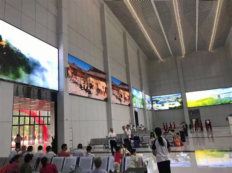 Small Spacing Full Color Digital Signage Smart Indoor LED Display For