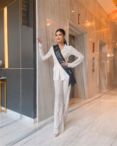 22 OOTD Yulinar Fitriani Di Karantina Miss Mega Bintang 2024