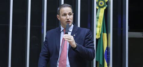 Secretário Da Segurança Pública De Sp é Exonerado Do Cargo Para Relatar