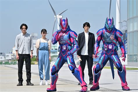 仮面ライダーアルティメットリバイ 仮面ライダー図鑑 東映