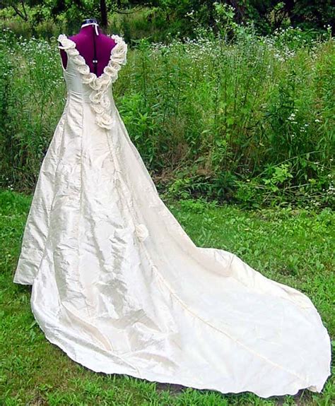 Celtic Wedding Dresses Patterns Long Trains Design