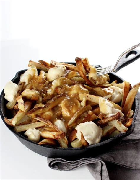 Exploring Poutine: History, The Recipe, and 4 Fun Variations - Delishably