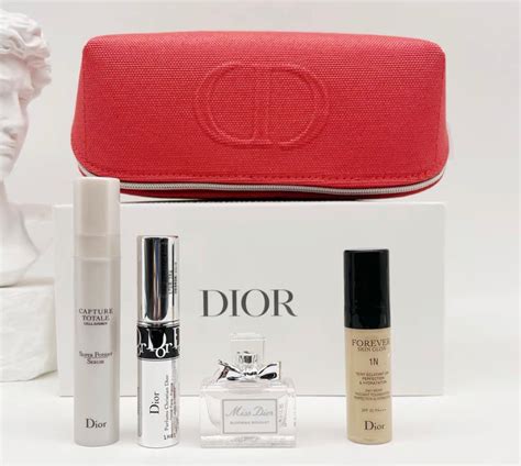 Christmas gift set Dior Makeup Set, Beauty & Personal Care, Face, Face ...