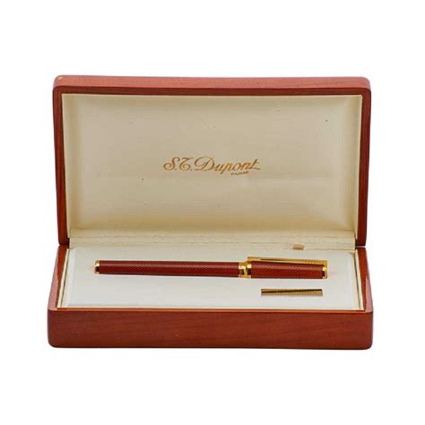 S.T. DUPONT PENS