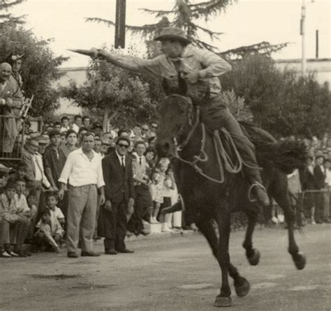 Cisterna Attesa Per Il Palio DellAnello 40 Cavalieri Si Sfidano Nel