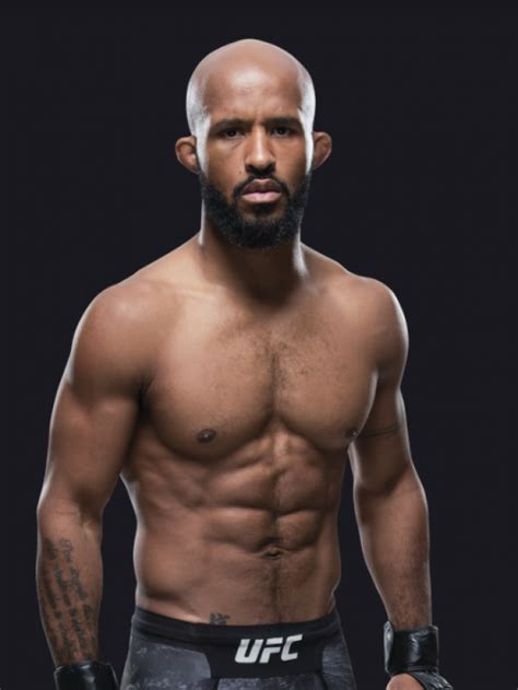 Demetrious Johnson Knocks Out Adriano Moraes To Win Flyweight Titles