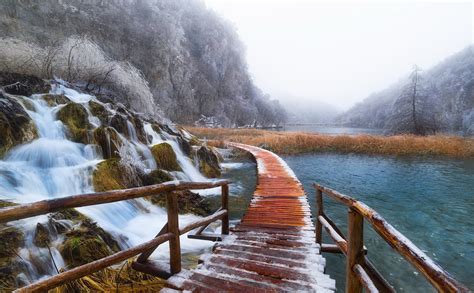 Croatia Plants Waterfall Water Ripples Clear Water Rocks Plitvice Lakes National Park