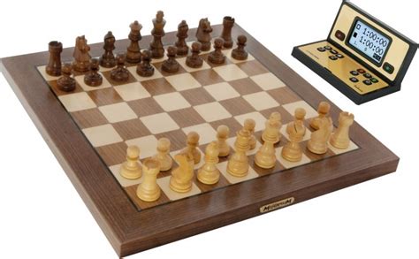Шахматный компьютер Chess Genius Exclusive