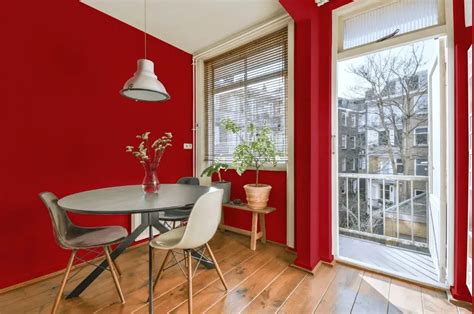 Benjamin Moore Neon Red 2087 10 23 Real Home Pictures