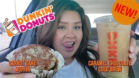 Dunkin Donuts New Carrot Cake Muffin And Caramel Chocolate Cold Brew Review 2023 Youtube