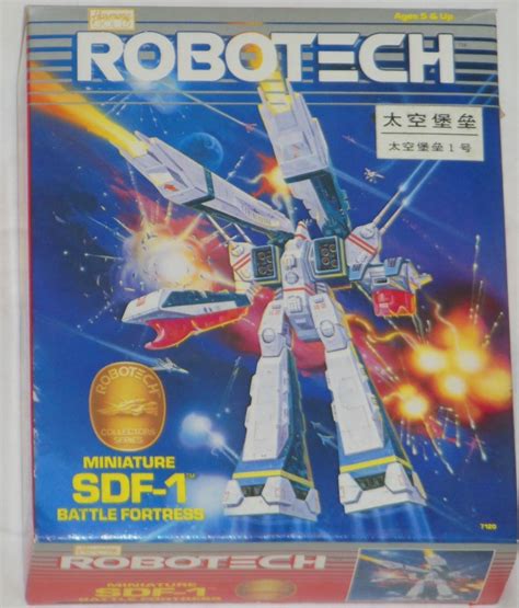 Robotech Miniature SDF-1 Battle Fortress by Harmony Gold - DX Robo