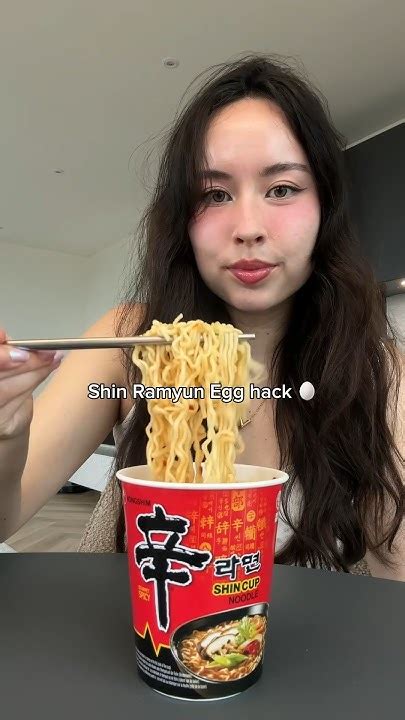 Shin Ramyun Egg Hack 🥚 Noodles Food Youtube