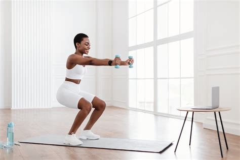 6 HIIT Leg Workouts That'll Strengthen Your Entire Lower Body