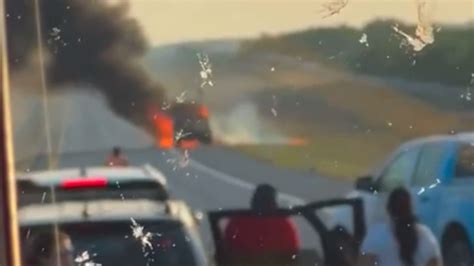 Enfrentamiento Deja Atrapados A Automovilistas En Autopista Cadereyta