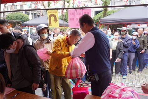 礁溪鄉公所「幸福獻愛，關懷滿滿」助弱勢家庭過好年 即時新聞 中晨新聞網