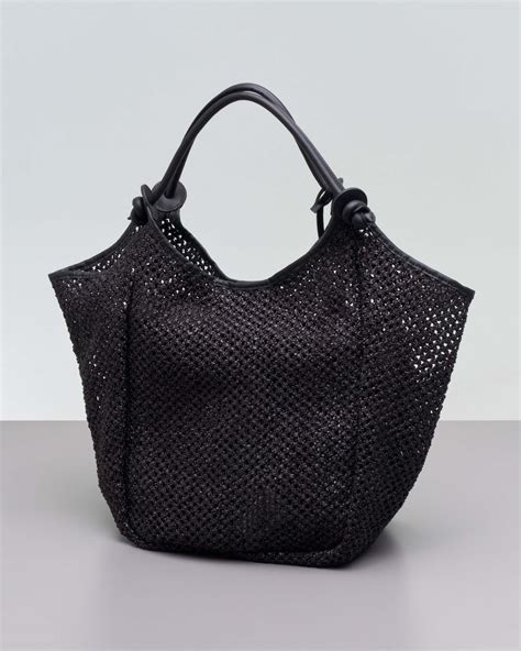 Borsa A Spalla Nera In Raffia Intrecciata A Rete Con Profili In Pelle