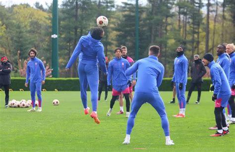 Milanello Allenamento Con Vista Sul Cagliari Il Report Completo