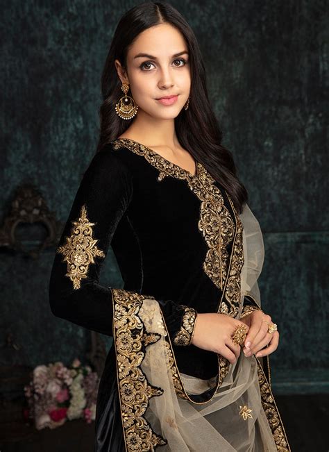 Black And Gold Embroidered Velvet Punjabi Suit Beautiful Dress