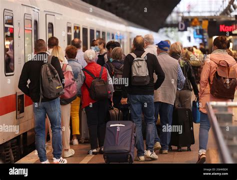 Cologne Germany 07th Sep 2021 Passengers Stand By A Train At The