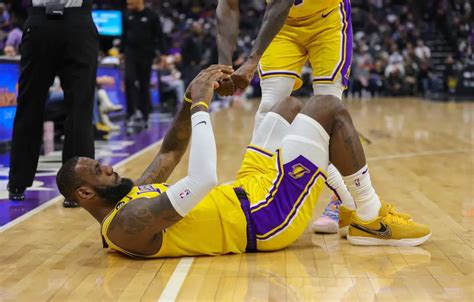 Lakers News Lebron James Criticizes Roster After Kings Loss La