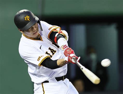 【巨人】坂本勇人、通算2339安打 歴代14位山本浩二氏に並ぶ 先制打に阿部監督もうなる プロ野球写真ニュース 日刊スポーツ