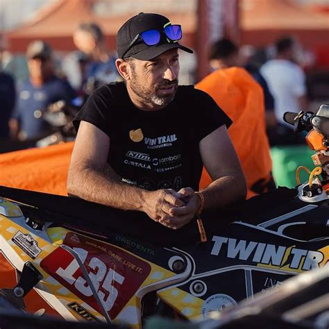 Fallece El Piloto Espa Ol Carles Falc N Tras Su Accidente En El Dakar