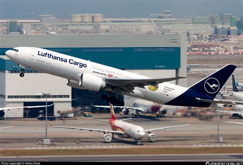 D ALFG Lufthansa Cargo Boeing 777 F Photo By Henry Chow ID 1318461