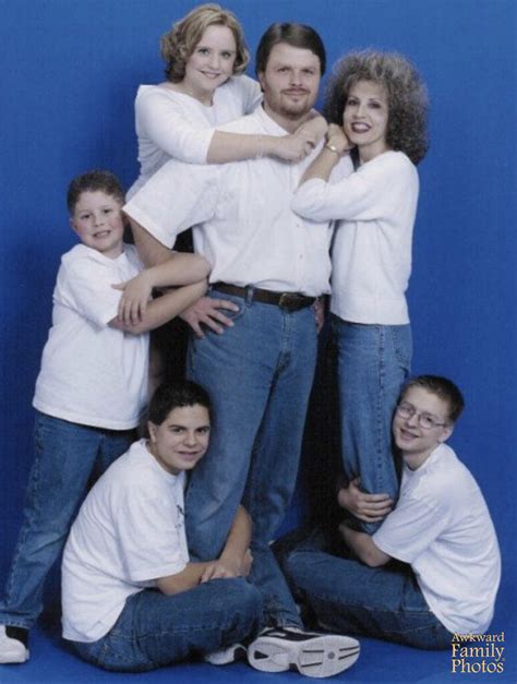 AwkwardFamilyPhotos.com - Page 7 of 886 - Spreading the Awkwardness