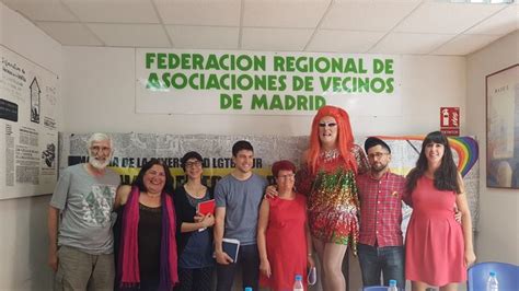 Perroflautas del mundo Orgullo Gay la mercantilización de una lucha