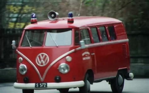 IMCDb org 1963 Volkswagen Kombi T1 Typ 2 in Zwanzig Mädchen und