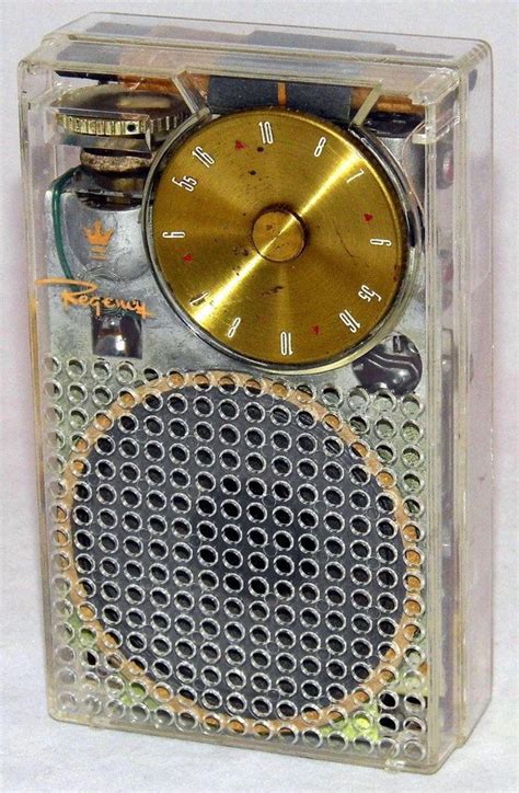 Regency Transistor Radio Clear Case Radio Vintage Antique Radio