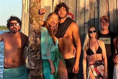 Marlon Teixeira Surge Ao Lado De Grazi Massafera Pela Primeira Vez