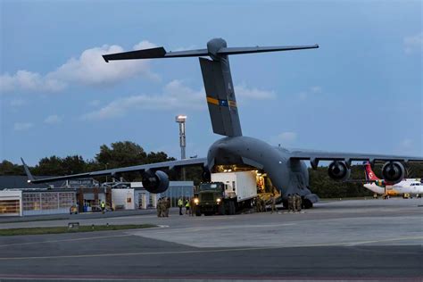 ВМС США развертывают наземную подвижную пусковую установку ракет SM-6 ...