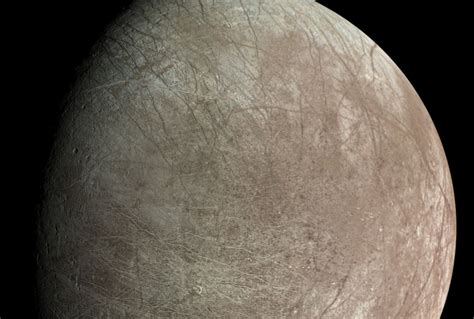 Nasa Nave Espacial Juno Muestra A Europa Luna De Júpiter En Alta