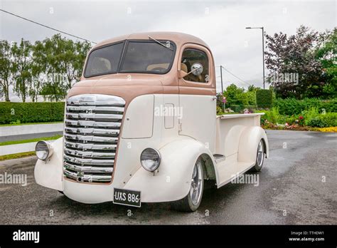 Gmc cab over engine truck hi-res stock photography and images - Alamy