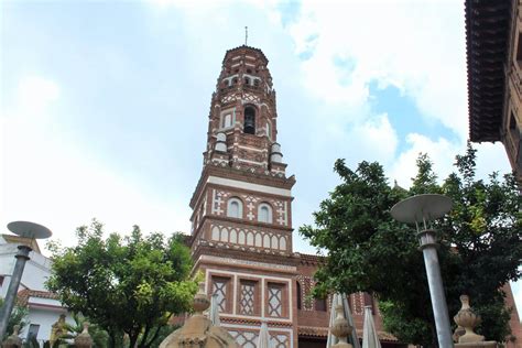 Fascinating Architecture And Cultural Highlights Of Poble Espanyol