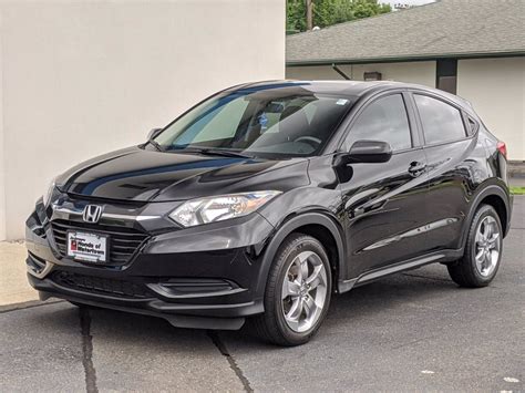 Pre Owned Honda Hr V Lx Sport Utility In Westbrook