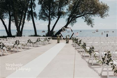 Waverly Beach Wedding & Event Venue - Menasha, WI - Wedding Venue