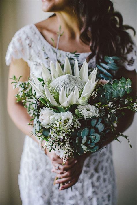 Natalia Brett In Bridal Bouquet Flowers Bridal Flowers