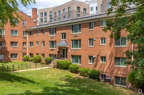 Columbia Grove Apartments Arlington Va