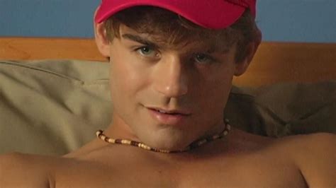 9 Times Garrett Clayton Made Us Thirsty For King Cobra