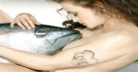 That Looks A Bit Fishy Helena Bonham Carter Poses Naked With A Giant