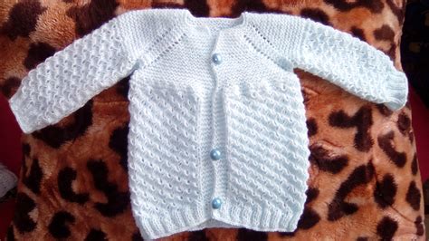 Tuto brassière bébé aux manches a raglan cardigan top down de bébé0 6