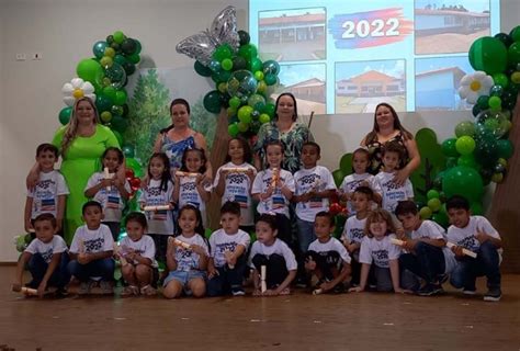 Jornal Sudoeste Do Estado Novo Ciclo Fartura Forma Alunos Da