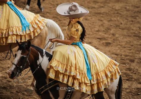 Pin De Charras Escaramuzas En Vestidos De Escaramuzas Adelita