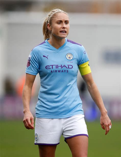 England Women captain Steph Houghton extends Manchester City contract ...