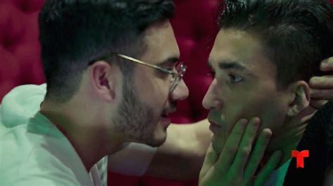 Besos Gay Que Impactaron En La Televisi N Latinoamericana Homosensual