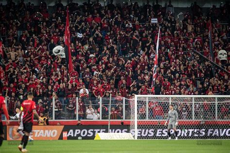 O Canto Das Torcidas On Twitter Os Fan Ticos No Jogo Do Athletico