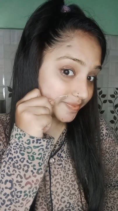 Viral Bindi Hack With Safety Pin 🧷😱youtubeshorts Makeuphacks Hacks