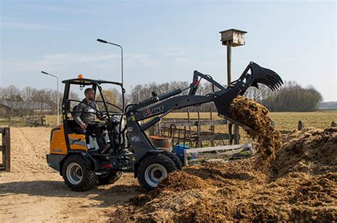 Video Tobroco Giant Launches Two New G2300 Series Wheel Loaders The